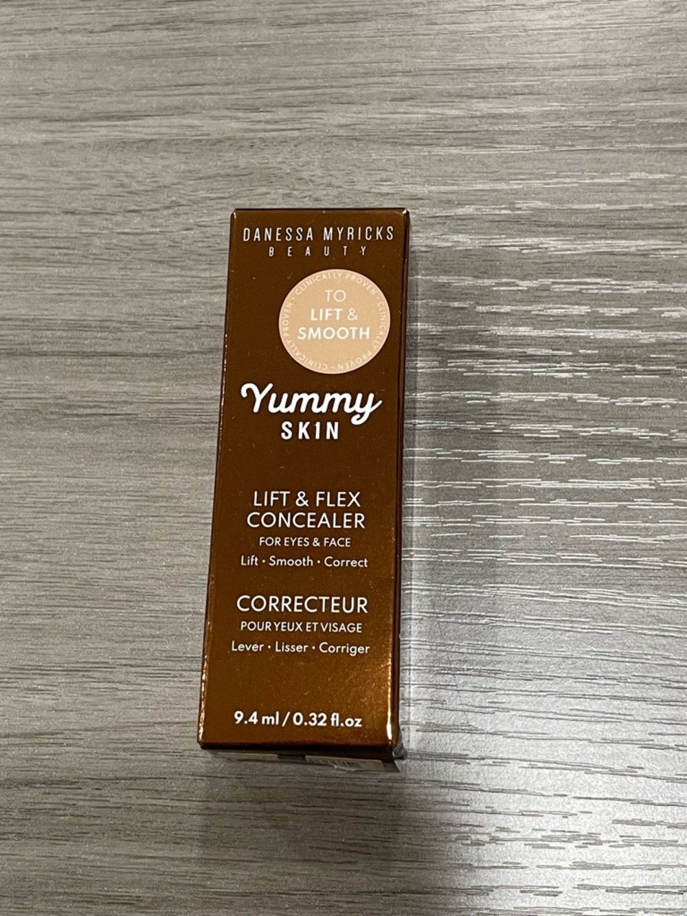 Danessa Myricks Yummy Skin Lift & Flex Concealer in Golden 7